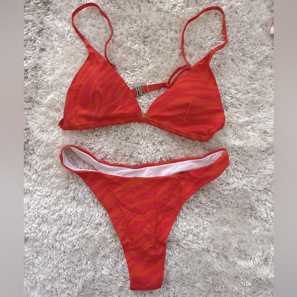 NWOT! SHEIN Orange/Redish/Pinkish Zebra Print Bikini Set size medium
